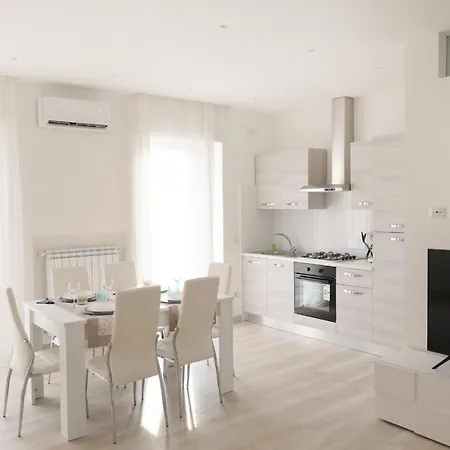 Angela Apartment *